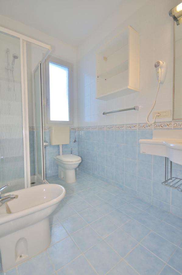 Residence Eurostar Бибионе Екстериор снимка